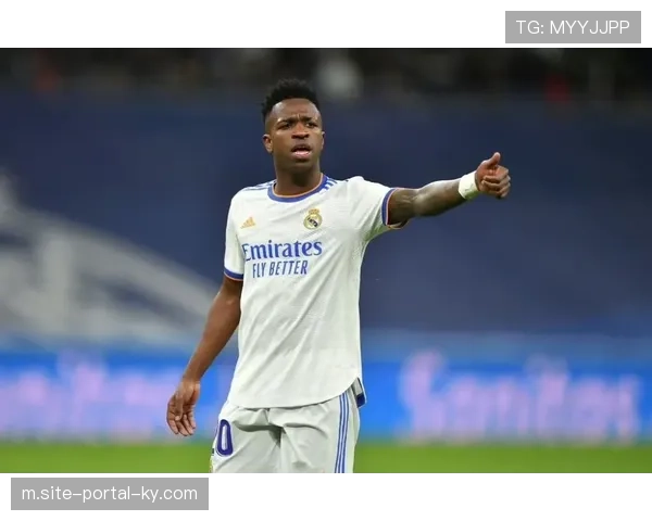 维尼修斯三次助攻来自1v1创造 错位边锋战术成安切洛蒂底牌 维尼修斯三次助攻来自1v1创造 错位边锋战术成安切洛蒂底牌