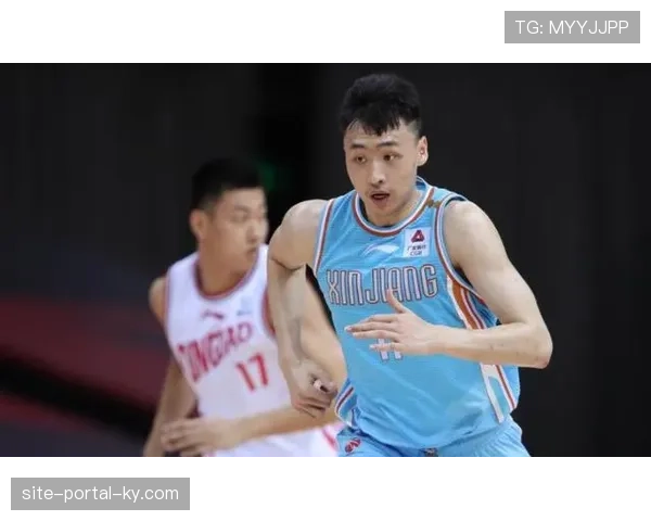 齐麟运动能力出色，防守端贡献与进攻终结平衡发展